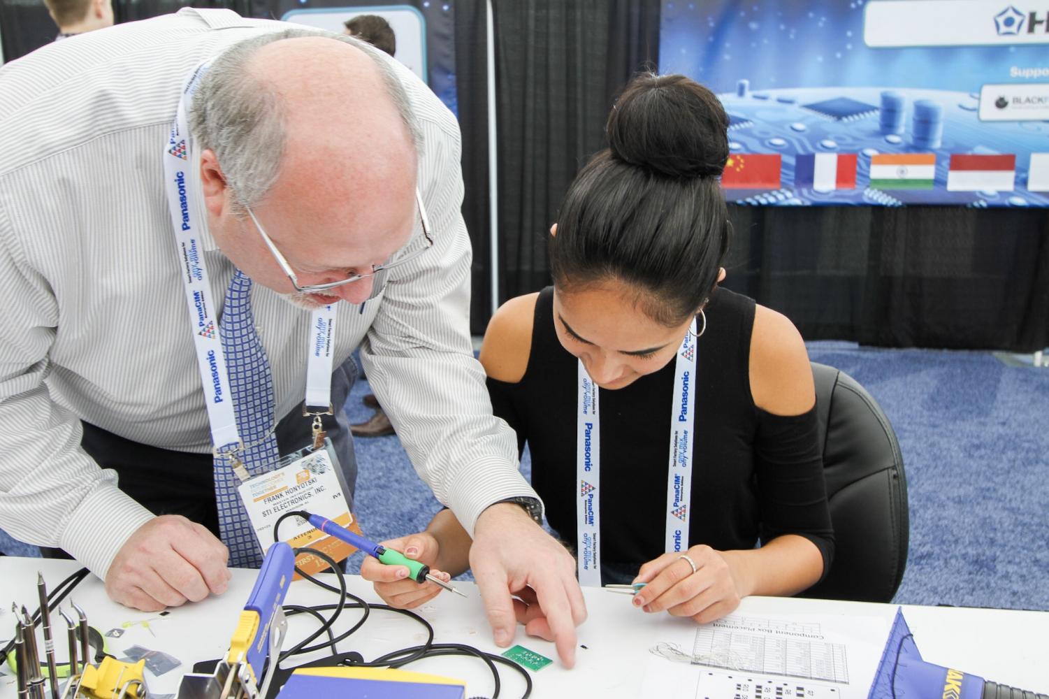 IPC+builds+future+engineers+at+the+APEX+EXPO+2019