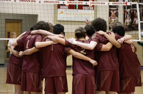 Mission Hills Boys Volleyball team play against Pacific Ridge. Securing the win 3-0. “My volleyball experience has been wonderful, the memories made with the guys this season will always hold a place in my heart! said senior, Matthew Jacobs.